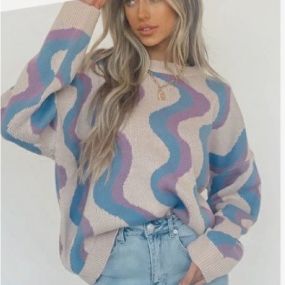 vestique Sweaters - Comes in Waves oversized Sweater